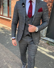 Style Raffiné : Costume à Carreaux Gris
