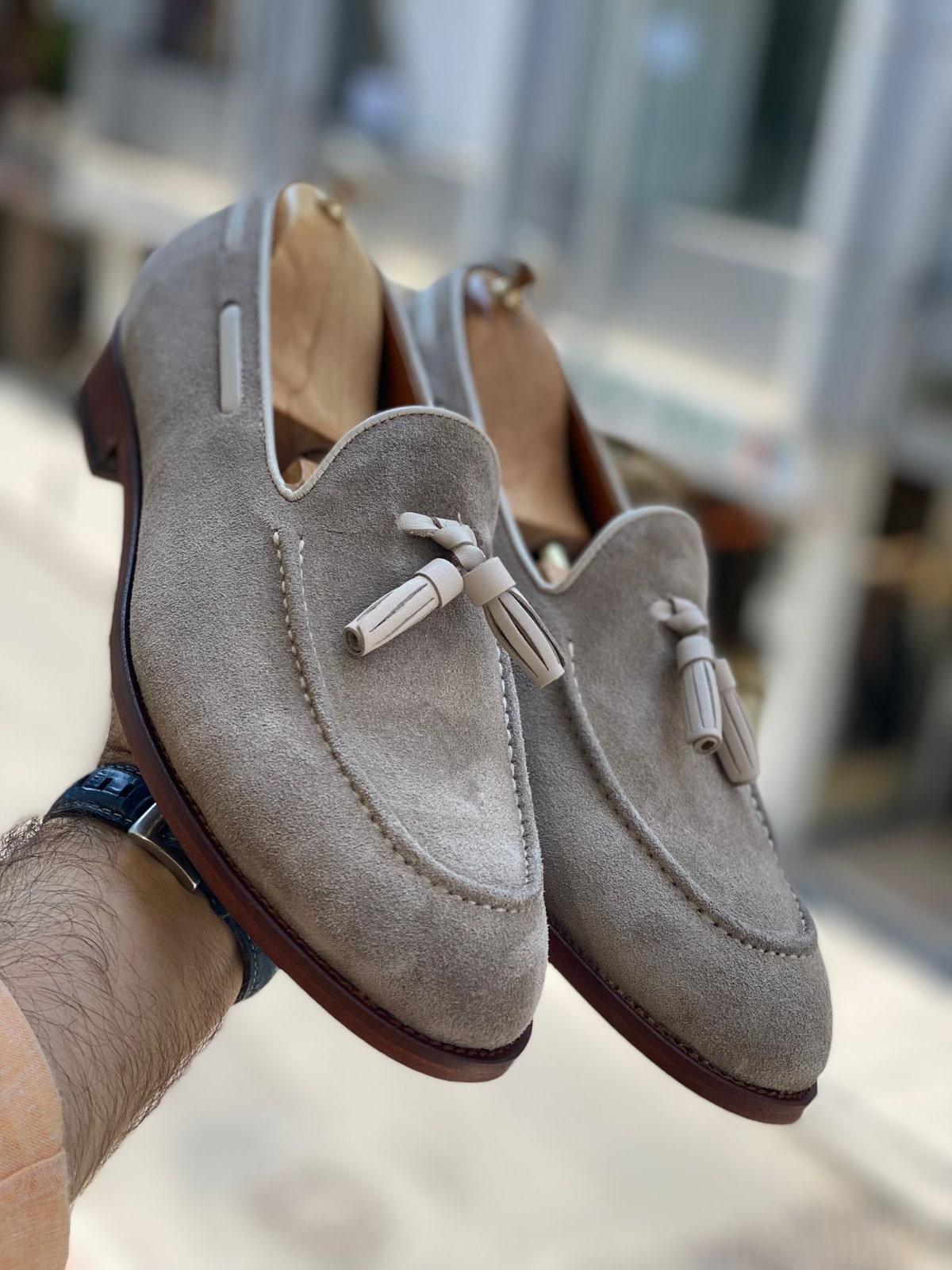 Grijze suite Loafers