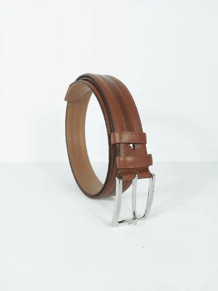 Gestreepte bruine riem
