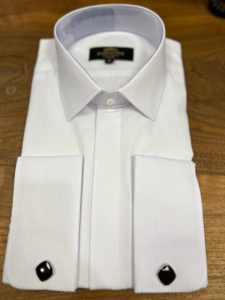 Chemise blanche avec boutons de manchette rayés